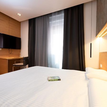 Beachfront Apartment Rosa Del Mar Jardin Mošćenička Draga Kültér fotó