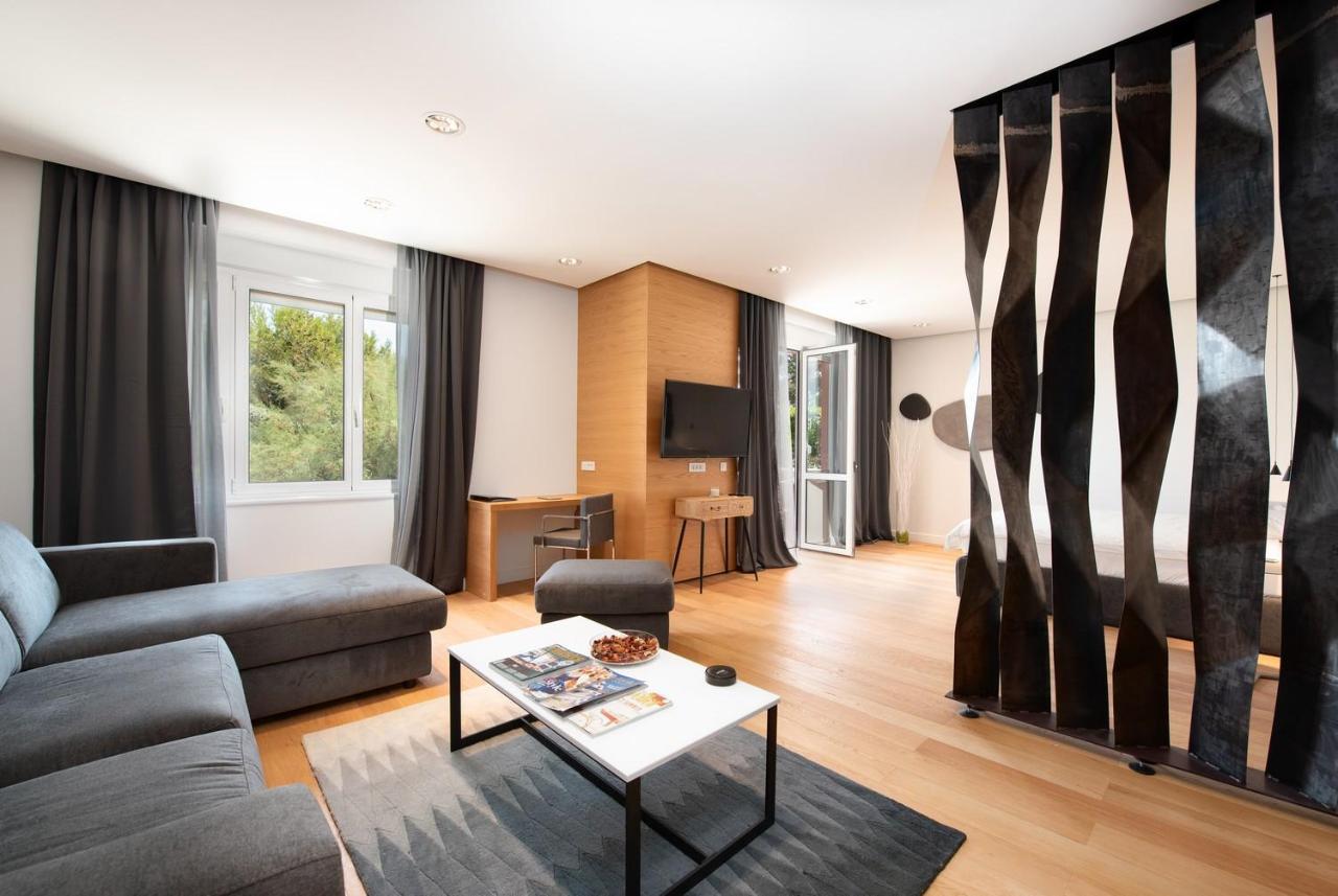 Beachfront Apartment Rosa Del Mar Jardin Mošćenička Draga Kültér fotó