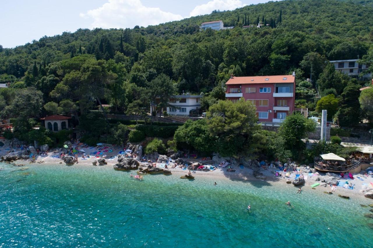 Beachfront Apartment Rosa Del Mar Jardin Mošćenička Draga Kültér fotó